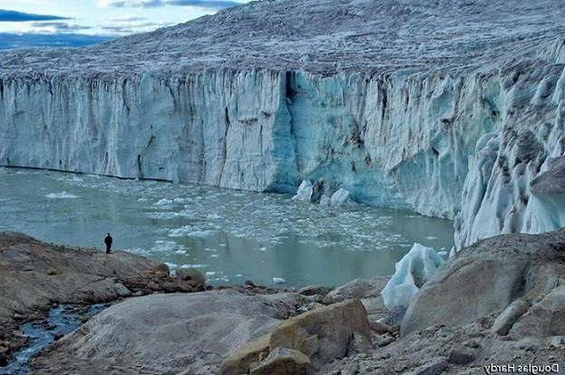 El cambio climático amenaza al Glaciar Quelccaya y la vida en los Andes