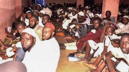 Fanatismo Islámico 259 personas liberadas de centro islámico en Nigeria