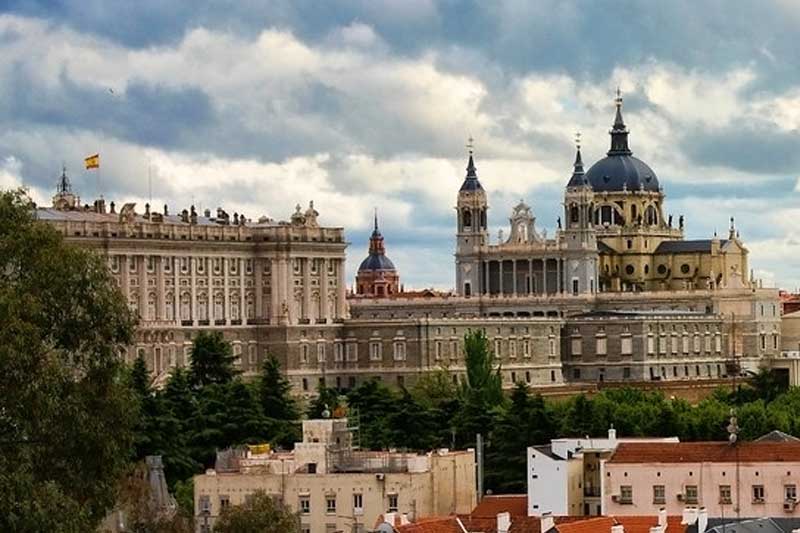 Madrid sin filtros guía vivencial de Eat See TV por la ciudad que lo tiene todo