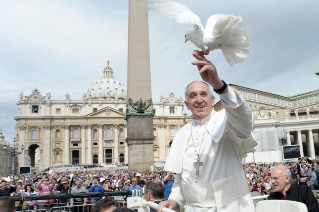 El Papa Francisco acaba con el secreto pontificio el fin de la impunidad