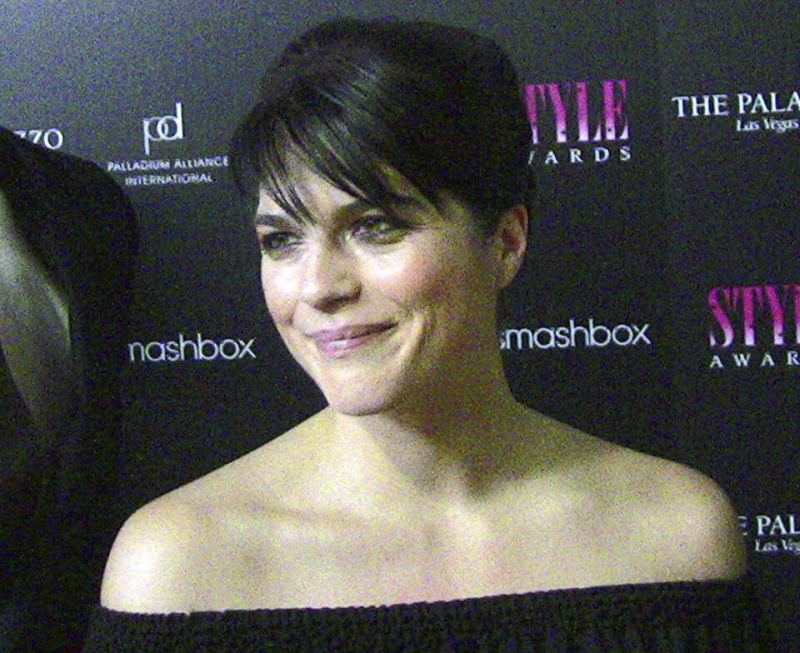 Selma Blair comparece en Nueva York tras un incidente en un vuelo de Delta: qué se sabe del caso