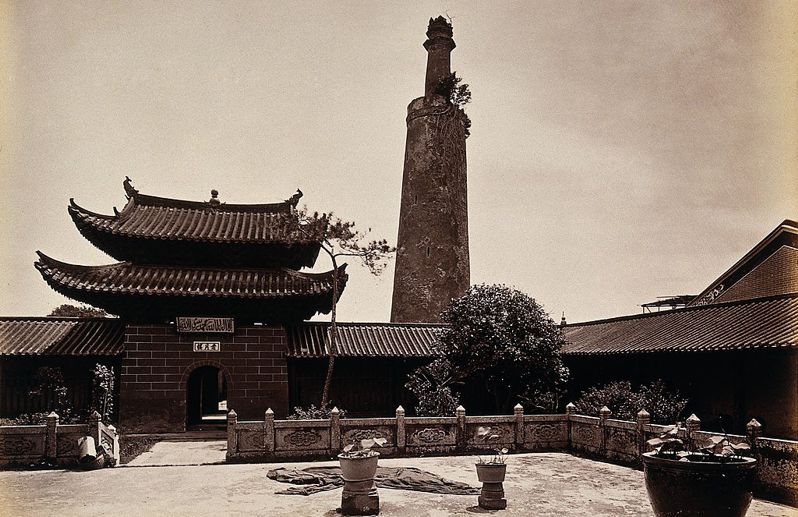 Mezquita Huaisheng en Cantón, China

